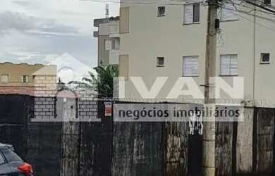 Imagem: O terreno possui 720m² de Área e está localizado em Santa