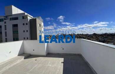 Imagem: O apartamento na cobertura possui 3 Dormitórios, 4 Banheiros