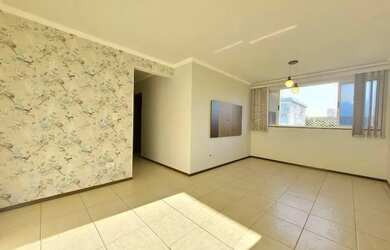 Imagem 2: Apartamento à venda em Maringá, Vila Marumby, com 3 quartos, com 69.58...