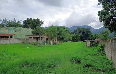 Imagem: O terreno possui 3.412m² de Área e está localizado em Vargem