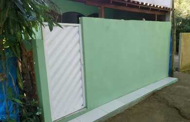 Imagem: A casa possui 2 Dormitórios, 1 Banheiro, 90m² de Área e Imóvel