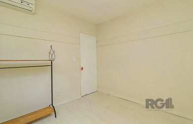 Imagem 12: Apartamento de 2 Dormitórios no bairro Auxiliadora, próximo a Plínio...