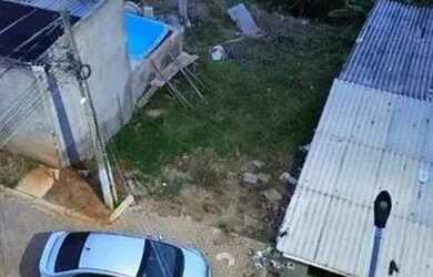 Imagem 2: URGENTE OPORTUNIDADE Excelente lote no Cond. Beija Flor 250m² IPTU Localização...