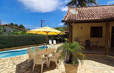 Imagem: A casa em condomínio possui 3 Dormitórios, 4 Banheiros, 2