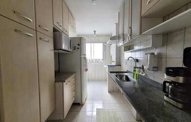 Imagem: O apartamento possui 3 Dormitórios, 2 Banheiros, 1 Vaga na