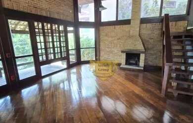 Imagem: A casa em condomínio possui 3 Dormitórios, 5 Banheiros, 3