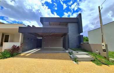 Imagem: A casa em condomínio possui 3 Dormitórios, 4 Banheiros, 4