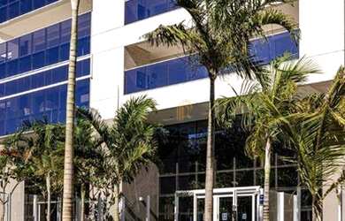 Imagem: O apartamento possui 3 Dormitórios, 5 Banheiros, 3 Vagas na