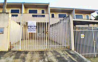 Imagem: A casa possui 2 Dormitórios, 1 Banheiro, 1 Vaga na garagem