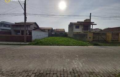 Imagem: O terreno possui 266m² de Área e está localizado em Penha