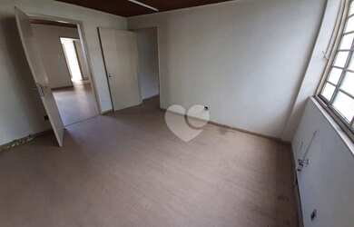 Imagem 12: Lopes Enjoy Vende Prédio com 6 vagas, 275 m² por R$ 990.000 - São Cristóvão...