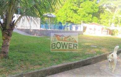 Imagem: A casa possui 4 Dormitórios, 1 Banheiro, 2 Vagas na garagem