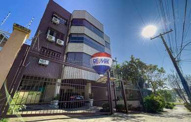 Imagem: O apartamento possui 3 Dormitórios, 2 Banheiros, 2 Vagas na