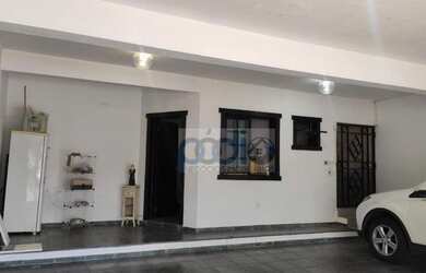 Imagem: A casa possui 5 Dormitórios, 5 Banheiros, 5 Vagas na garagem