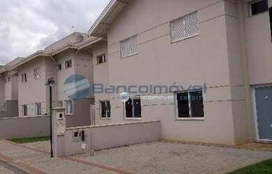 Imagem: A casa em condomínio possui 3 Dormitórios, 3 Banheiros, 1