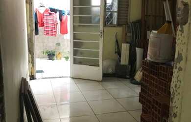 Imagem: A casa possui 3 Dormitórios, 3 Banheiros e está localizado