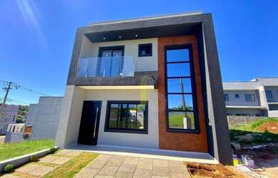 Imagem: A casa em condomínio possui 3 Dormitórios, 3 Banheiros, 2