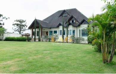 Imagem: A casa em condomínio possui 3 Dormitórios, 4 Banheiros, 5