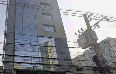 Imagem: O depósito possui 2 Vagas na garagem, 111m² de Área e está