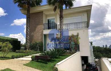 Imagem: A casa em condomínio possui 4 Dormitórios, 4 Banheiros, 3