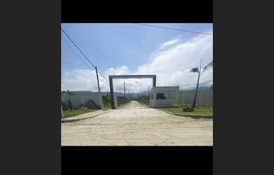 Imagem 2: Terreno plano no recreio dos Bandeirantes, ao lado do Riviera Dele Sol