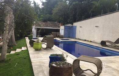 Imagem: A casa em condomínio possui 3 Dormitórios, 4 Banheiros, 5