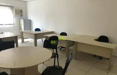 Imagem: O depósito possui 1 Vaga na garagem, 31m² de Área e está