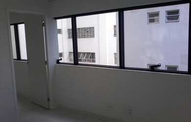 Imagem: O depósito possui 2 Vagas na garagem, 55m² de Área e está