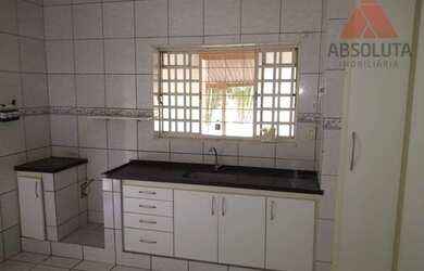 Imagem 2: Excelente chácara com 02 casas no asfalto na Praia dos Namorados