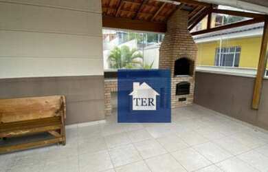 Imagem: O apartamento possui 2 Dormitórios, 1 Banheiro, 2 Vagas na