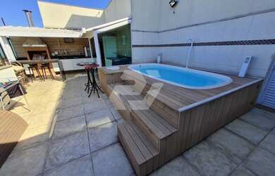 Imagem: O apartamento na cobertura possui 3 Dormitórios, 4 Banheiros