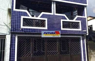 Imagem: A casa possui 3 Dormitórios, 2 Banheiros, 1 Vaga na garagem