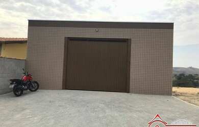 Imagem: O depósito possui 3 Vagas na garagem, 108m² de Área e Imóvel