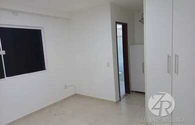 Imagem: A casa em condomínio possui 3 Dormitórios, 4 Banheiros, 2