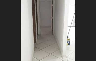 Imagem: O apartamento possui 2 Dormitórios, 1 Banheiro, 100m² de Área