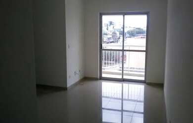 Imagem: O apartamento possui 3 Dormitórios, 1 Banheiro, 1 Vaga na garagem