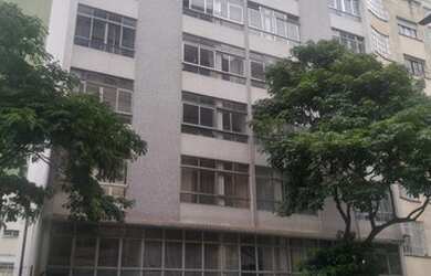 Imagem: O apartamento possui 1 Dormitório, 2 Banheiros, 1 Vaga na garagem