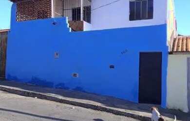 Imagem: A casa possui 5 Dormitórios, 3 Banheiros, 168m² de Área e