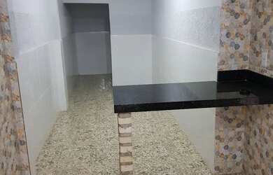 Imagem: A casa possui 1 Dormitório, 1 Banheiro e está localizado