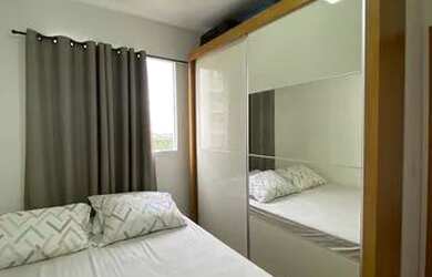 Imagem: O apartamento possui 2 Dormitórios, 1 Banheiro, 1 Vaga na garagem