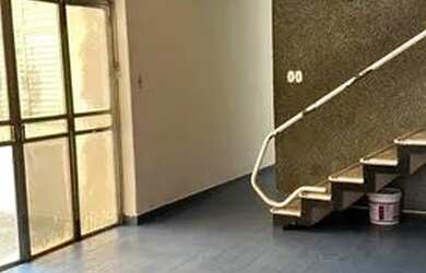 Imagem: A casa possui 3 Dormitórios, 4 Banheiros, 2 Vagas na garagem