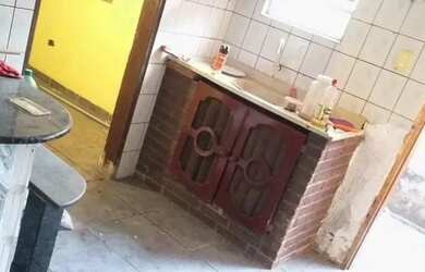 Imagem: A casa possui 1 Dormitório e está localizado em Vila Jockei