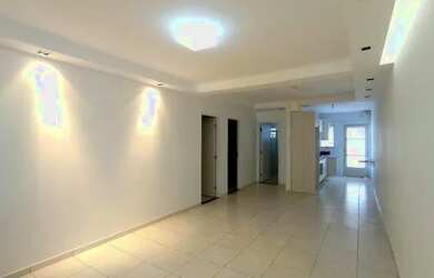 Imagem 4: LINDA CASA A VENDA. Área de serviço, 70m² de Área, 2 Vagas na garageme2...