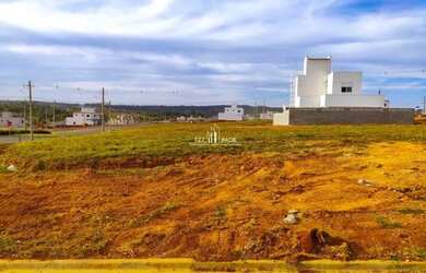 Imagem: O terreno possui 275m² de Área e está localizado em Jardins