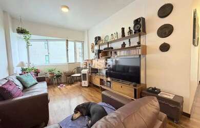 Imagem 4: APARECIDA FRENTE-MAR, ANDAR ALTO, VISTA ABSURDA DA ORLA E UM QUARTO QUE...