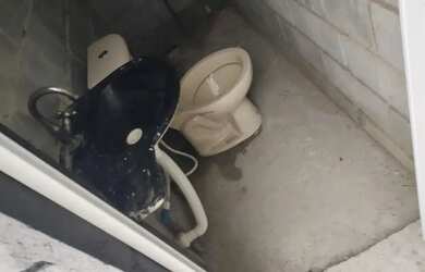 Imagem 5: GALPÃO 200 M² C/ 5 MT LARGURA E TRIFÁSICO NOVO PX DUTRA BONSUCESSO...