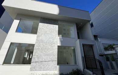 Imagem 4: Casa Comercial para Locação no Coração da Cidade