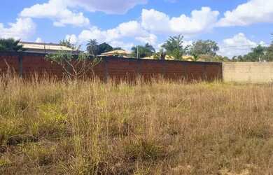 Imagem: O terreno possui 1.300m² de Área e está localizado em Brasília