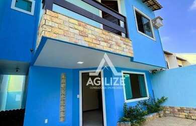 Imagem: A casa possui 3 Dormitórios, 2 Banheiros, 1 Vaga na garagem