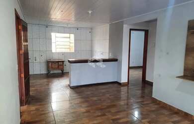 Imagem 2: VENDE-SE CASA AMPLA E TRANQUILA - OPORTUNIDADE IMPERDÍVEL